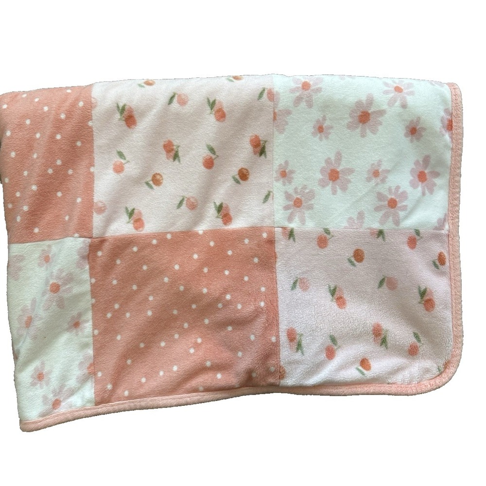 Modern Moments‎ Gerber Baby Blanket Patchwork Flowers Peach White Dots Thick